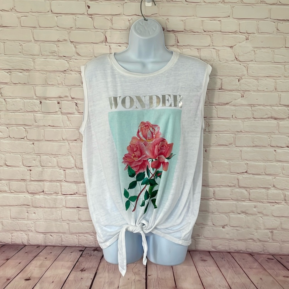Express white rose print tank top size medium